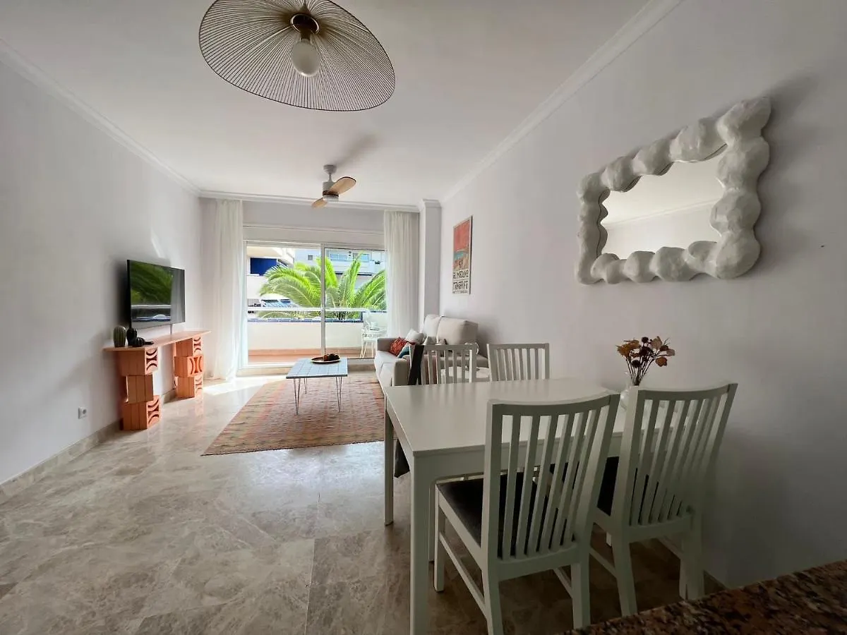 Apartment Apartamento En Los Cristianos Urb.Playa Graciosa